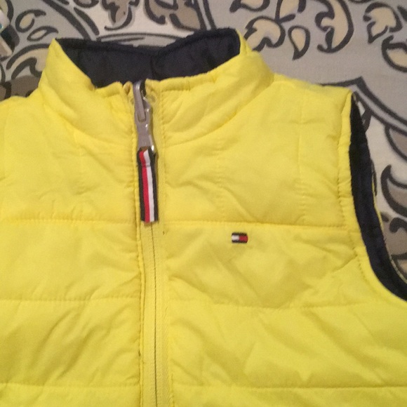 Tommy Hilfiger vest jacket for 12 months baby boy - Picture 4 of 4